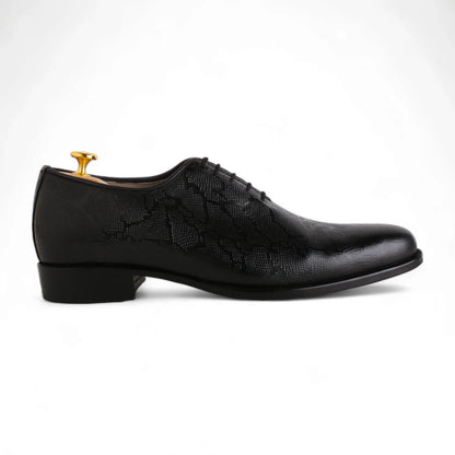 Handmade Black Printed Python Wholecut Lace Up Oxford Leather Shoes