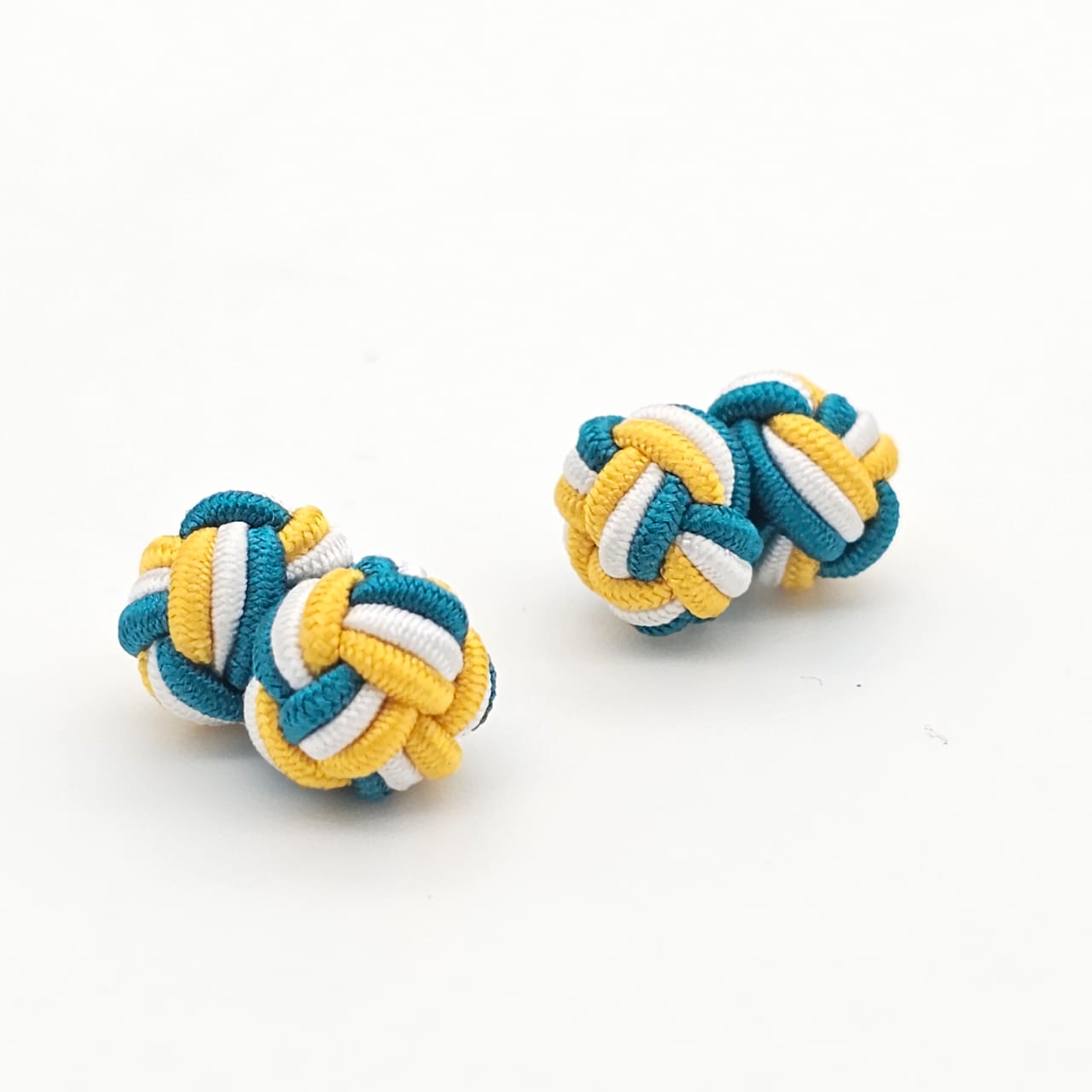 CUFFLINK SILK KNOT, TWIN-FIST, TRI-COLOR YELLOW WHITE & BLUE